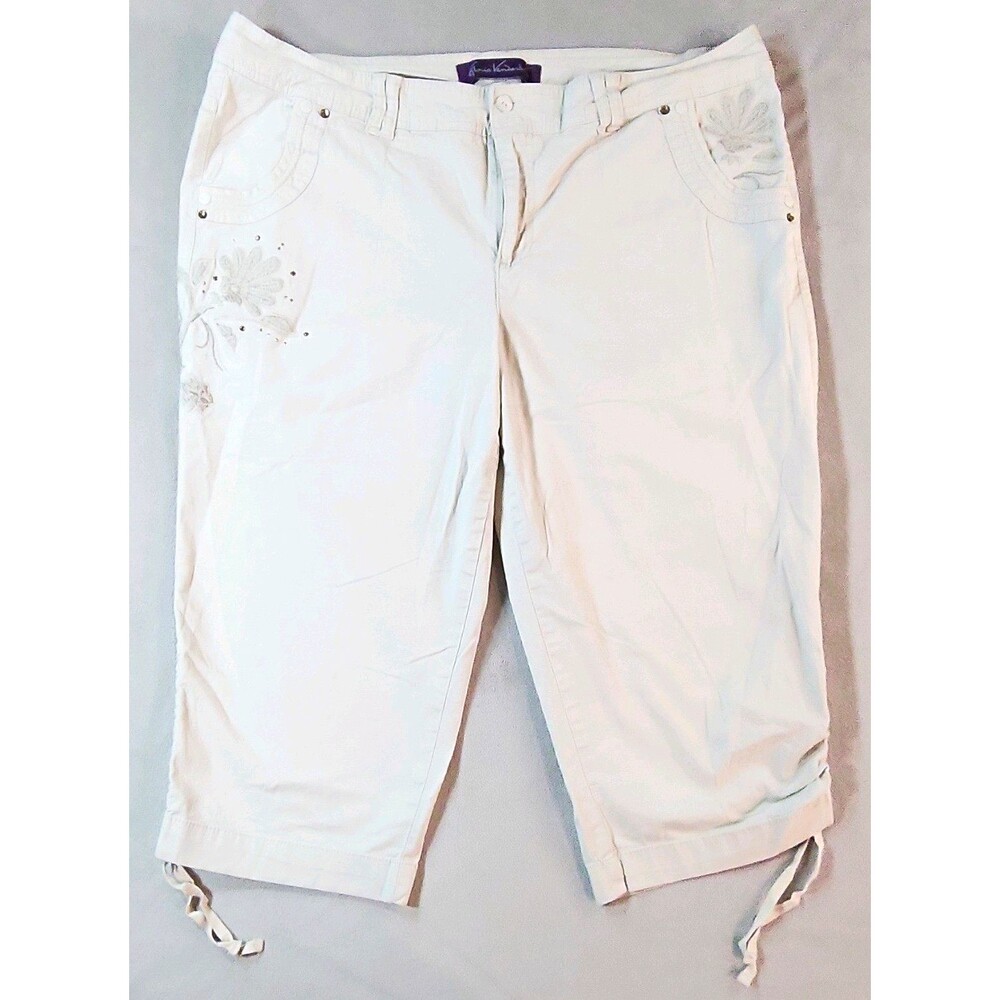Gloria Vanderbilt Plus 16W White Bermuda Shorts Floral Embroidered Stretch Zip